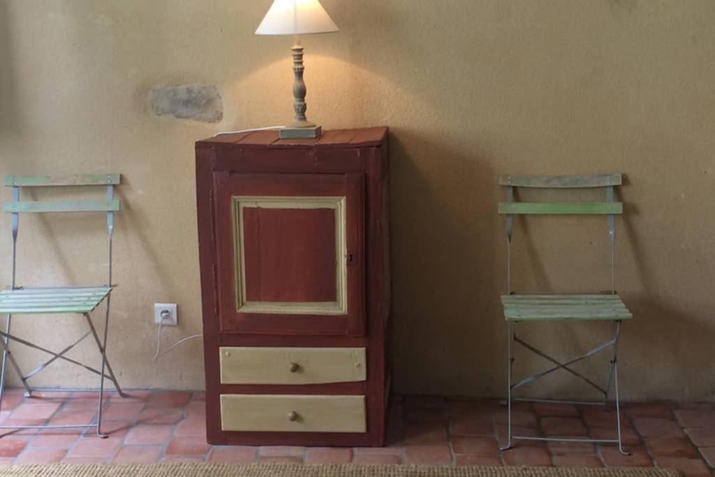 Appartement La Pierre Levée à Montigny-sur-Loing Extérieur photo