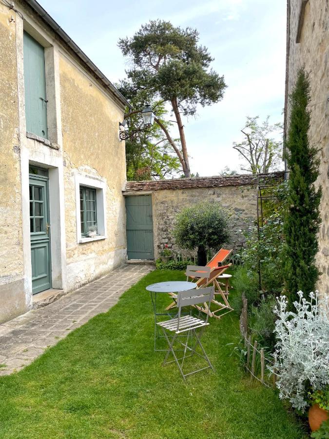 Appartement La Pierre Levée à Montigny-sur-Loing Extérieur photo