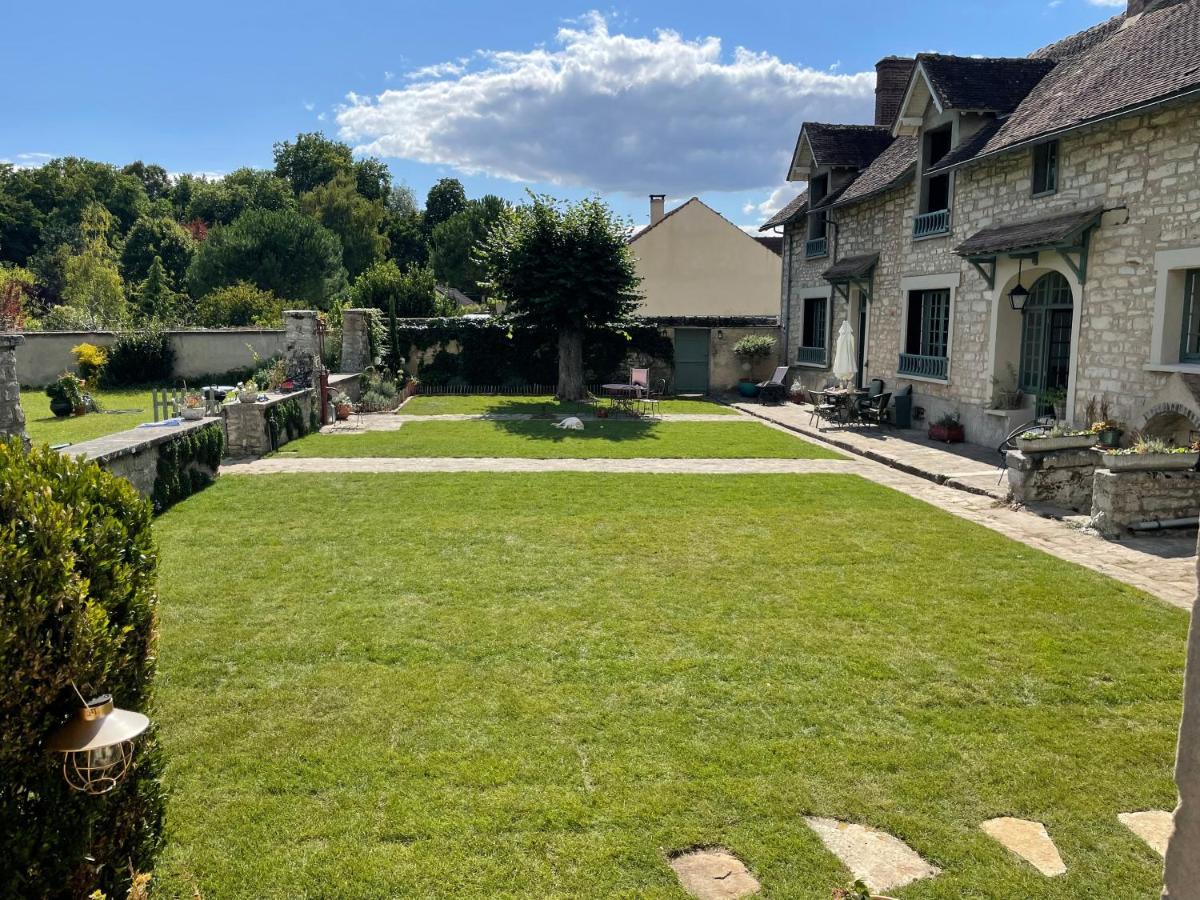 Appartement La Pierre Levée à Montigny-sur-Loing Extérieur photo